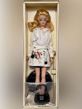 💎 BARBIE DOLL SILKSTONE ROBERT BEST SIGNED TRENCH SETTER 03’~B3442